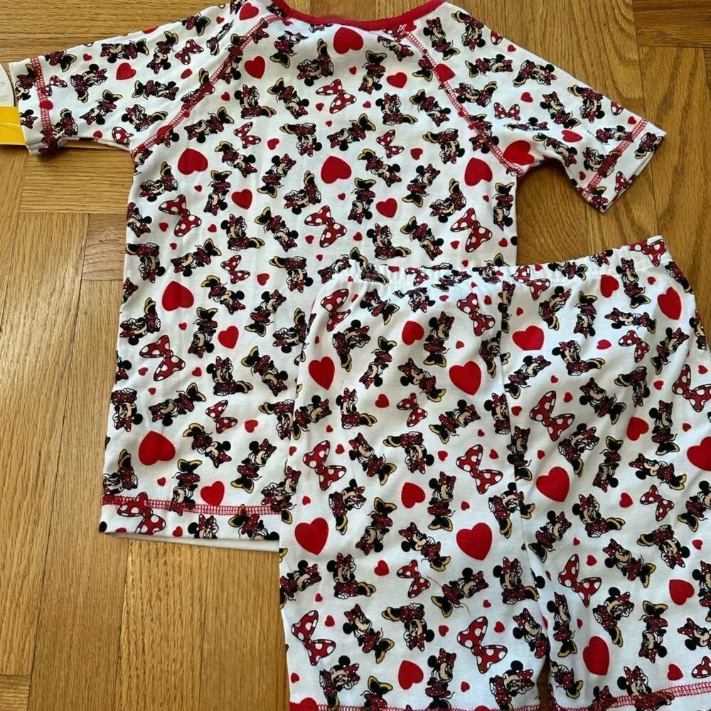 Disney Parks Minnie Mouse & hearts pajama set
